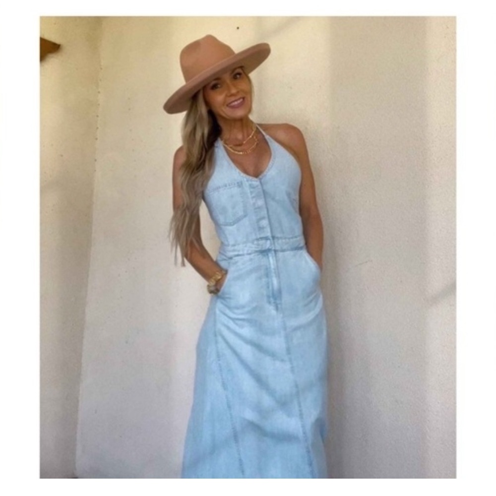 Universal Thread Light Blue Maxi Dress